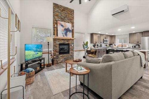 Paradise Estates House | Perch - Mowich Cozy