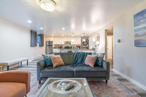 North Queen Anne Apartment | Perch - Queen Ann Flat