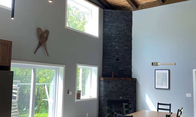 Gimli House | Perfect for sand beach vacations and ice fishing adventures on Lake Winnipeg