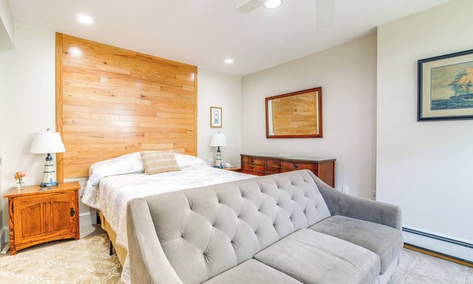 Minot Apartment | Pet-Friendly Garden Studio ~ 25 Mi to Boston!