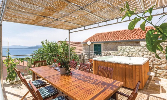 Igrane House | Pet friendly home in Podgora