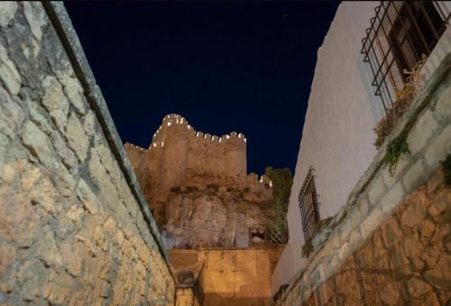 Almansa Apartment | Petit Castillo