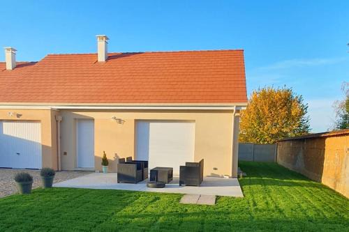Acquigny House | Petite maison, jardin privé clos, classée 3 étoiles