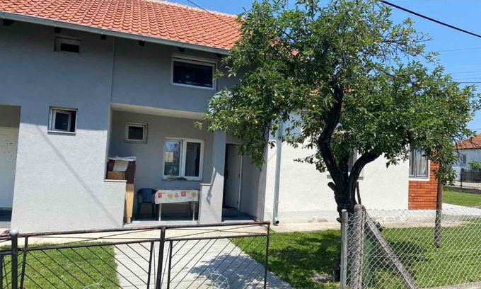 Arandelovac Apartment | Petra