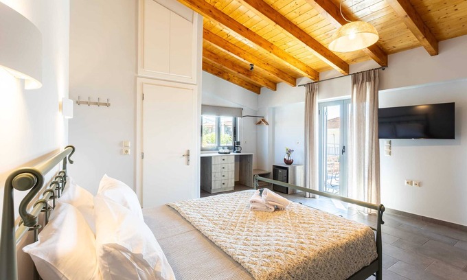 Lepreo Condo | Petrino Serene Nest - Delightful Gem