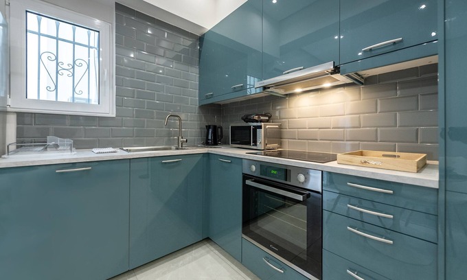 Pangrati Apartment | Phaedrus Living: City Center Luxury Flat Iofontos