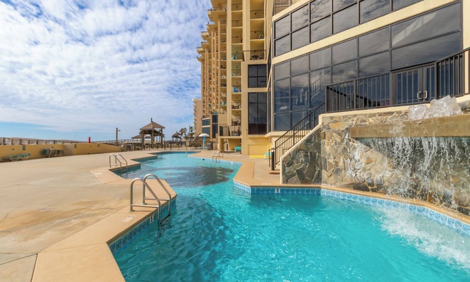 Orange Beach House | Phoenix II Beachfront Condos