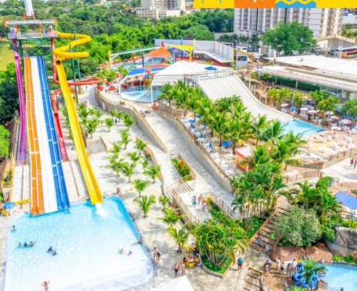 Prive das Caldas Apartment | Piazza diRoma com acesso ao acqua park - Temporada CN Carol