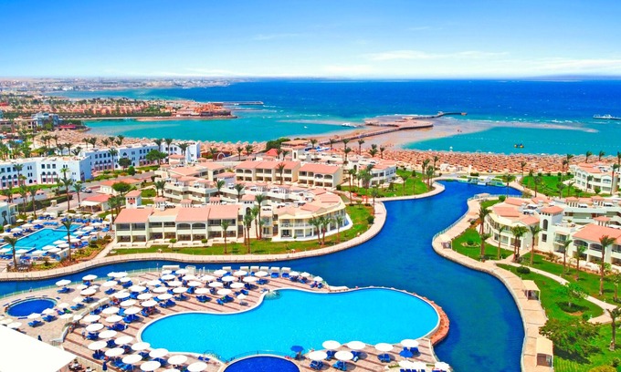 Village Road Resort | Pickalbatros Dana Beach Resort - Hurghada