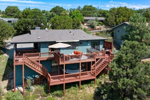 Prescott House | Pine Nest Retreat Saloon and Scenic Views