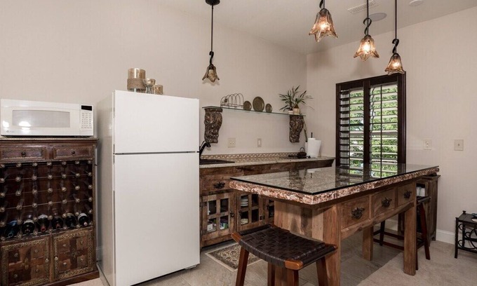 Benton County Apartment | Pinnacle Luxury Apt awesome location & life style!