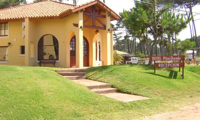 Manatiales Apartment | Pino Dorado