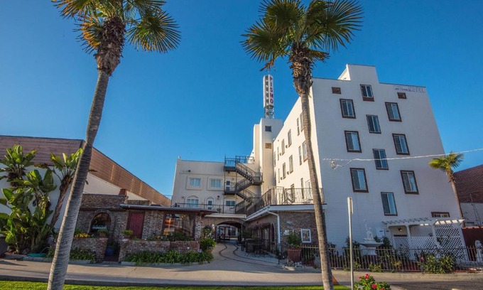 Downtown Hotel | Pismo Beach Hotel
