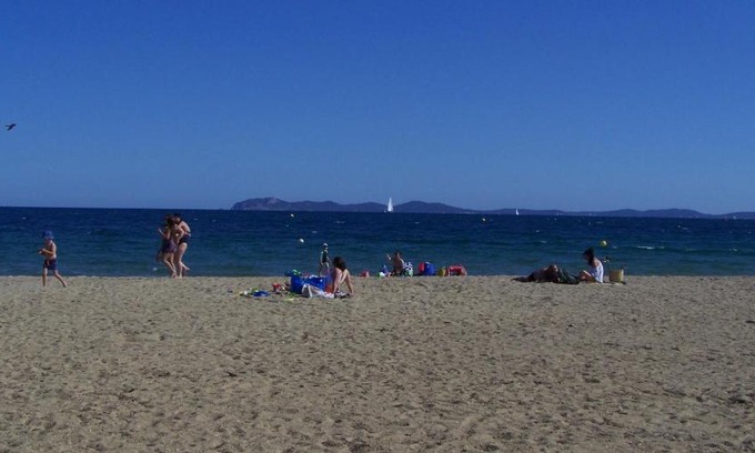 Hyeres Apartment | Plage et soleil