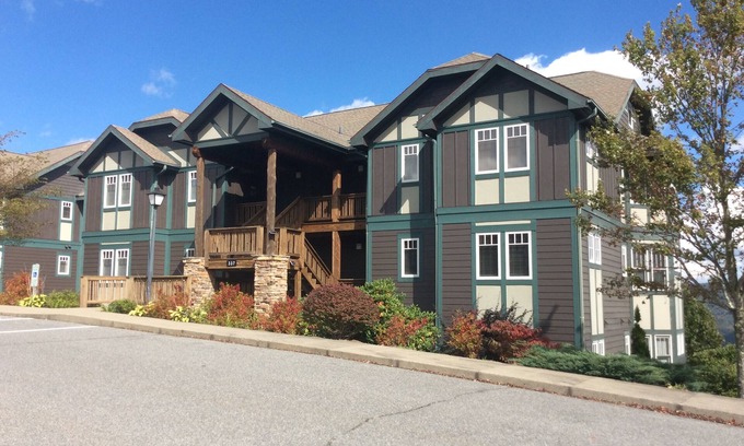 Banner Elk Condo | Plenty of Nov. and beyond dates available. Book now! July 2026 month long only!