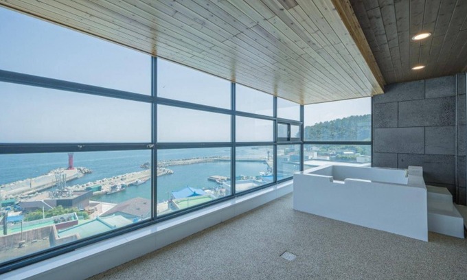 Pohang House | Pohang Soyu Garden Pool Villa