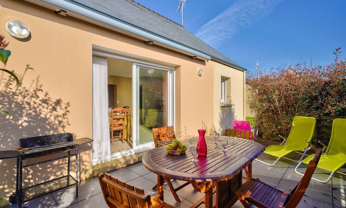 Plomeur Ski Chalet | Pointe de la Torche 5km- House for 4- Surfers