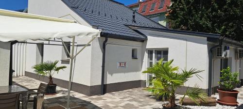 Szeged Apartment | Pompár Magnólia Apartmanok