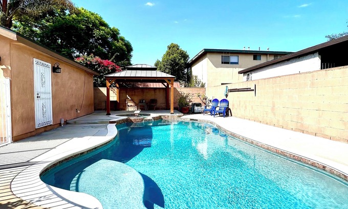 Cypress House | Pool house in Orange County, CA