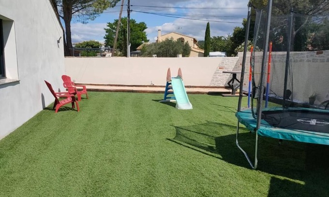 Clarensac House | Pool villa