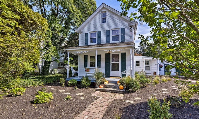 Cape May Court House Cottage | 'Poplar Cottage' Minutes to Stone Harbor Beaches!