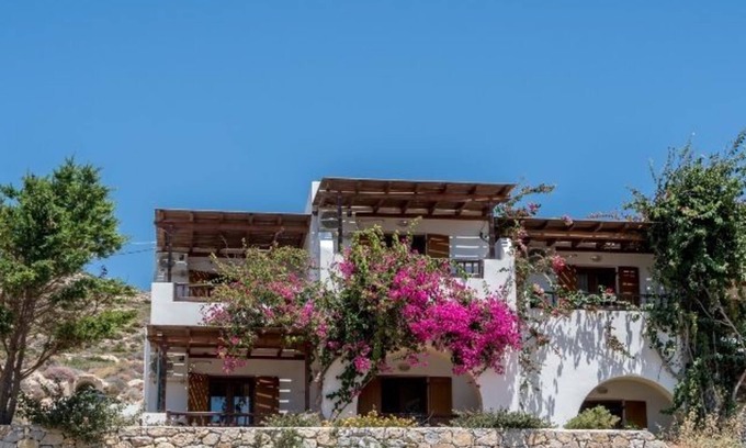 Donoussa House | Pothiti Studios