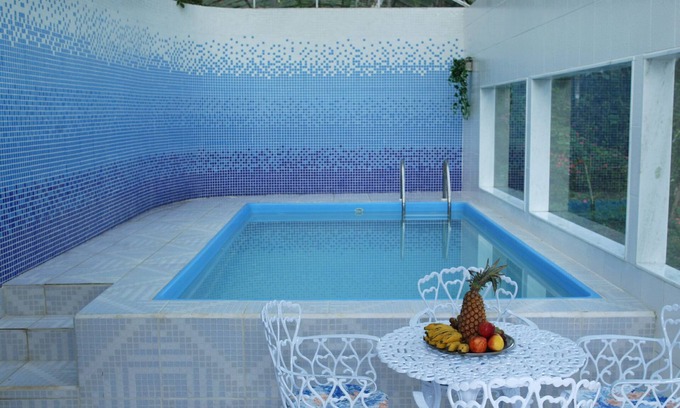 Penedo House | Pousada Valle dos Pássaros