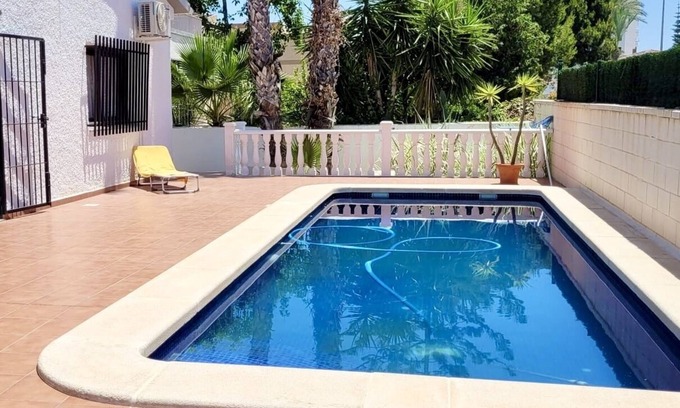 Orihuela Costa Ski Chalet | Preciosa Villa Grande Recien Reformada CON Piscina Privada A 200 m DE LA Playa