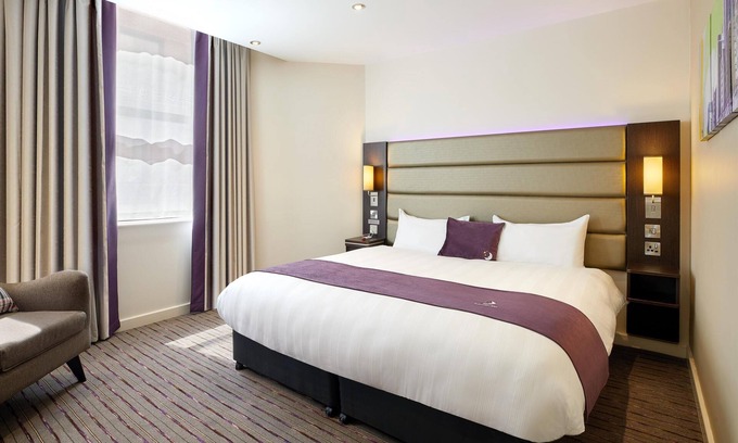 Sutton Coldfield Hotel | Premier Inn Birmingham North - S.Coldfield