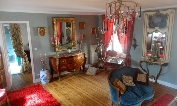 Rosporden House | Presentation of the Host, the environment, and your suite "Ti Trianon"