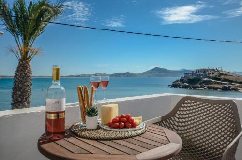 Old Town Naxos Hotel | Prestige on the beach