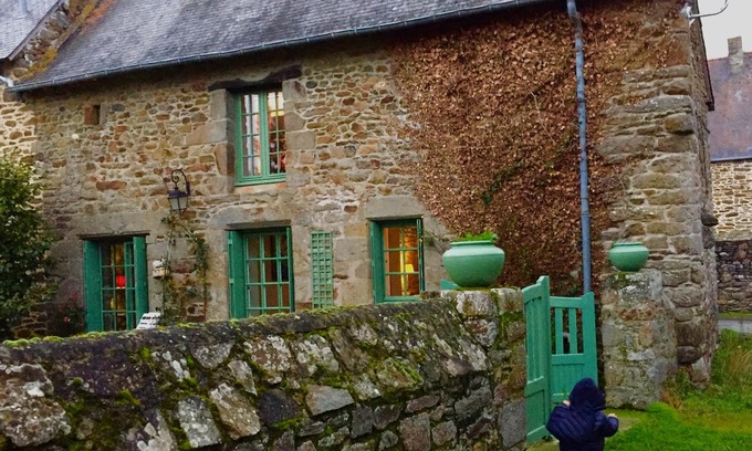 Pleudihen-sur-Rance House | Pretty Breton house between Dinard and Saint Malo