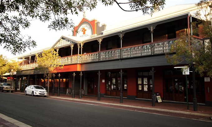 Bunbury Hotel | Prince of Wales Hotel Bunbury