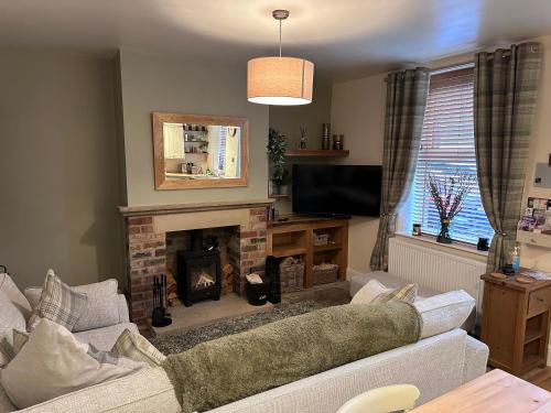 Haworth House | Prince St Cottage - Haworth - Sleeps 4
