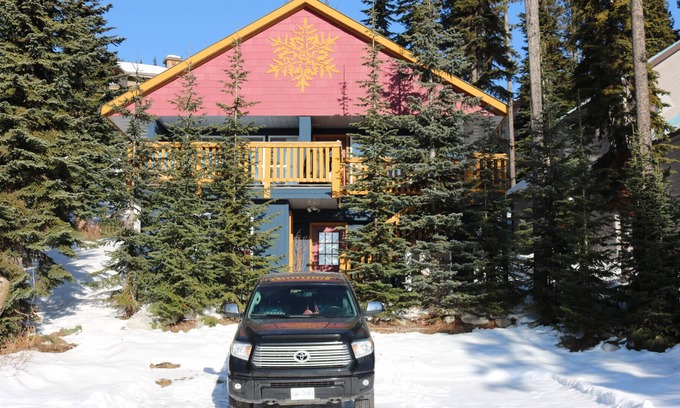 Snow Pine Estates Ski Chalet | Private cabin at Big White with a hot tub.