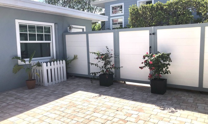Delray Beach House | Private Cottage/Courtyard steps from Downtown Delray and The Chic Ray Hotel