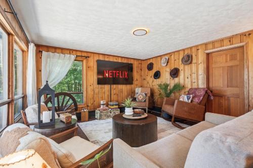 Gilford House | Private Escape Gunstock Mt 8 Mins Pets Hiking