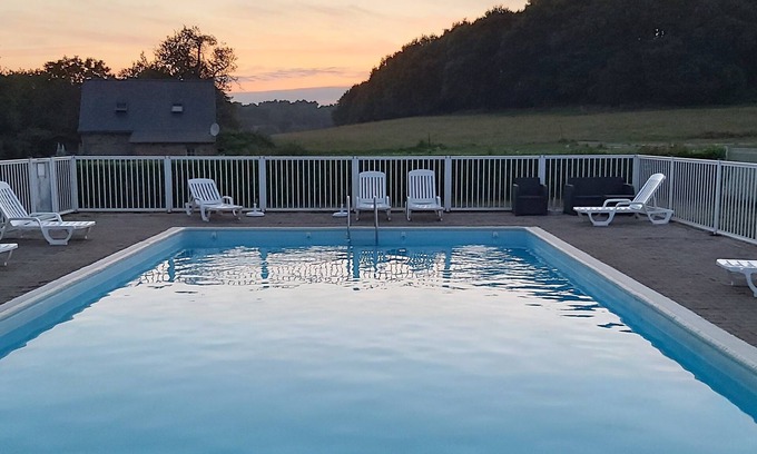 Languidic House | Private estate with 10 rooms, large park and swimming pool
