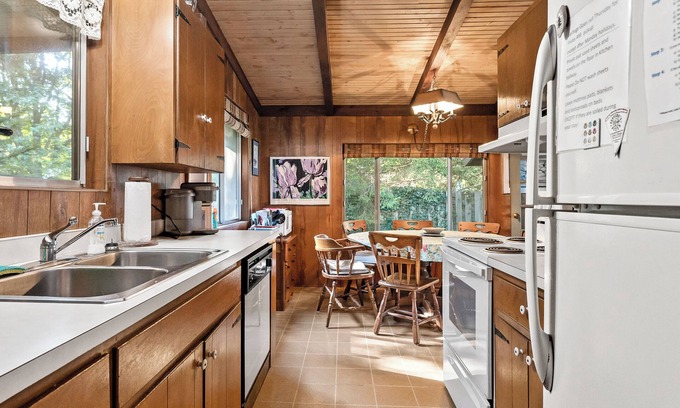West Olive House | Private Lake Michigan Beach Access
