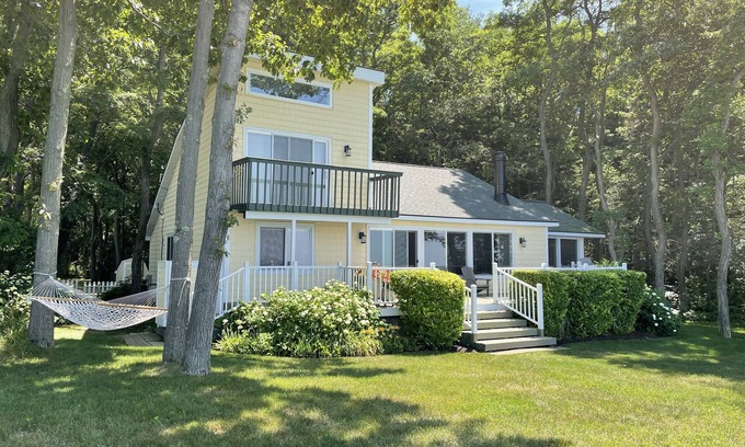 South Haven House | Private Lakefront Cottage w/Gorgeous Lake & Sunset Views!