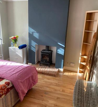 High Wycombe House | Private Lovely double bedroom