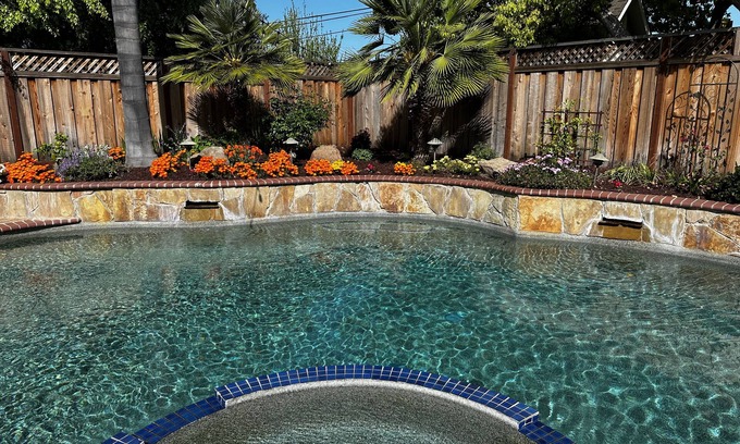 Cambrian Community Apartment | Private Queen Suite with Pool and Hot Tub