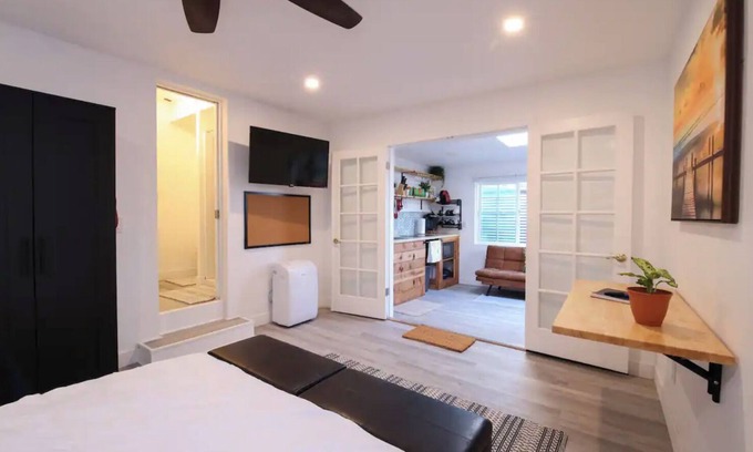 Stockton Apartment | Private Retreat 8min to DT/Balboa Park/SD Zoo!