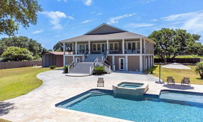 Johns Island House | Private River Getaway with 5 Bedrooms and Pool