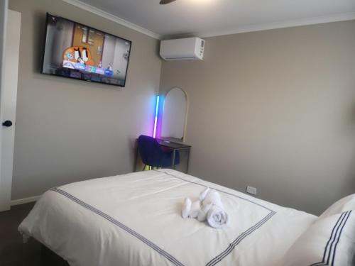 Craigieburn House | Private Room 3- The Smart Stay