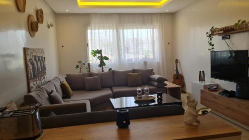 Cite Al Mohammadi House | Private room in a shared apartment with pool