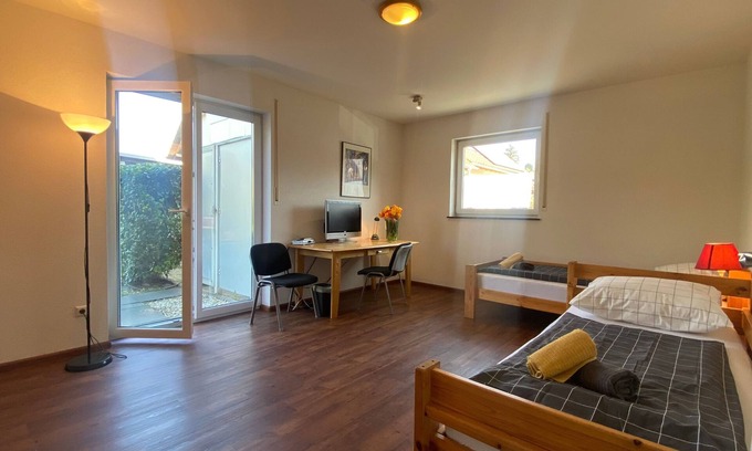 Munzingen Apartment | Privatzimmer 1 - Gasthaus Privatzimmer in Freiburg im Breisgau