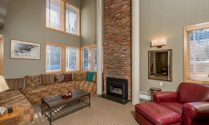 Ketchum House | Prospector 205