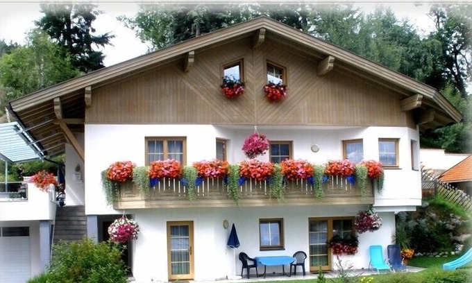 Iselsberg-Stronach Apartment | Pure relaxation in nature - arrive and feel good in **** apartments