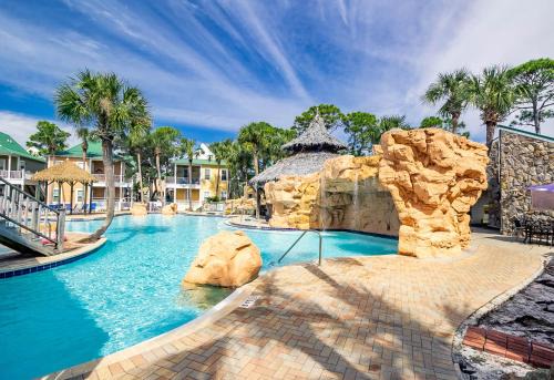 Ono Island Apartment | Purple Parrot 37Cd By Pkrm